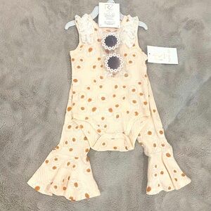 Baby girl three piece set size 12 months